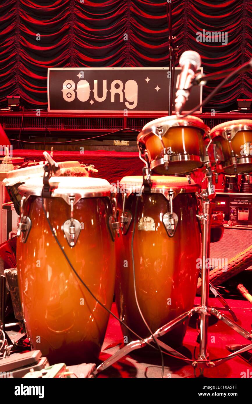La batterie dans le Bourg Music Club, Rue de Bourg, Lausanne, Suisse Banque D'Images