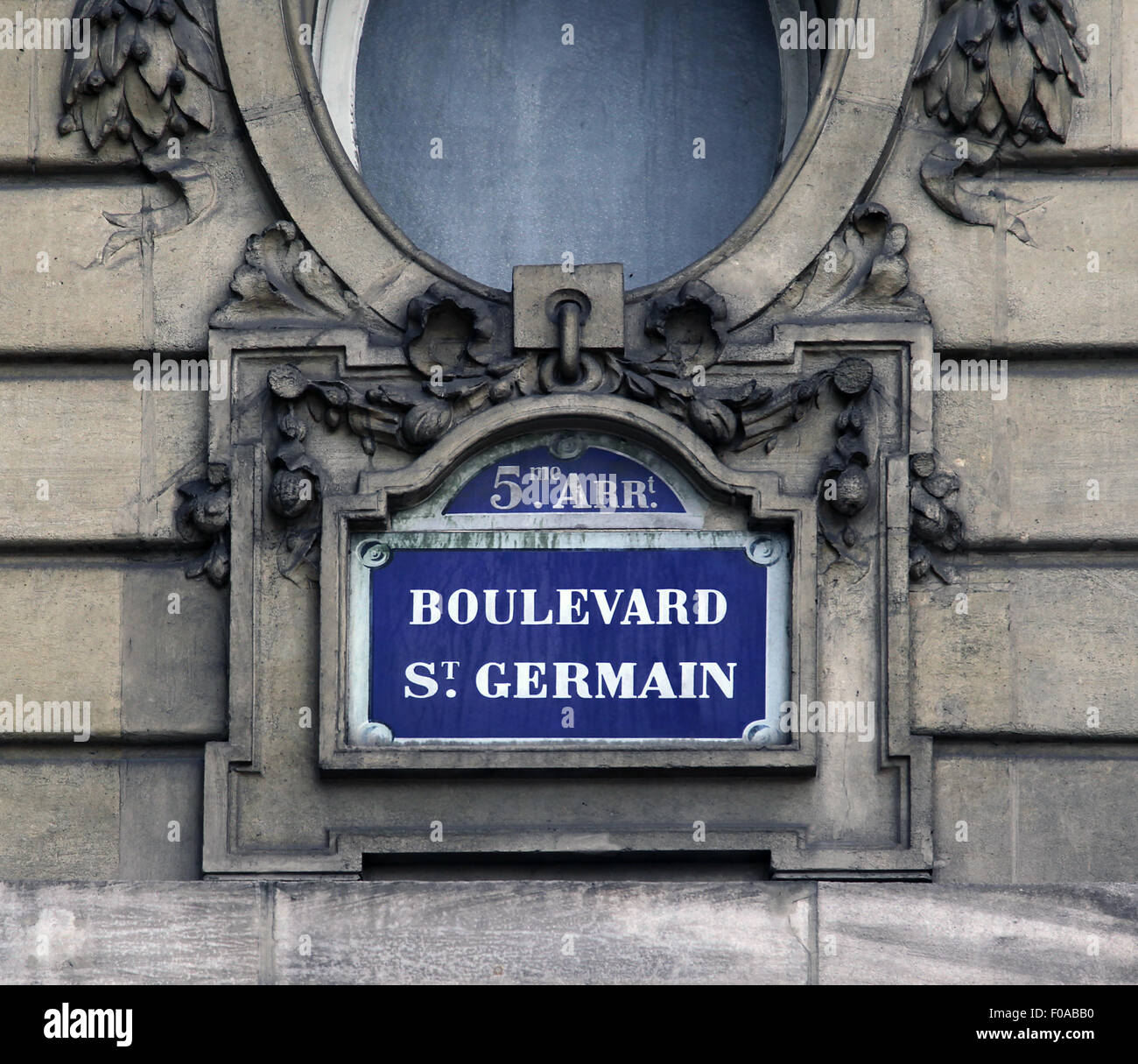 Boulevard saint germain paris Banque de photographies et d’images à