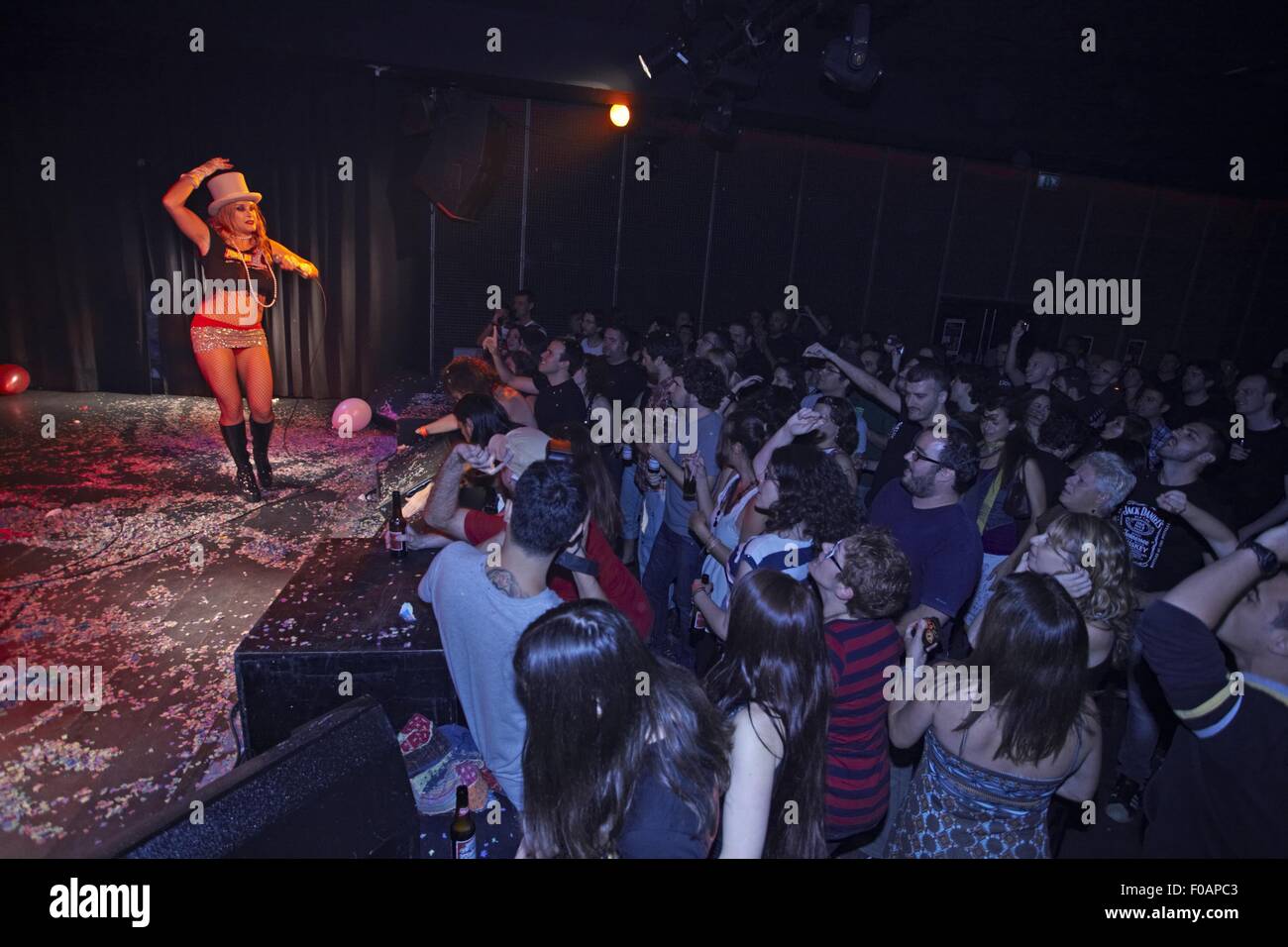 Rachel Arieff effectuant à Anti-Karaoke Show à Sala Apolo, Barcelone, Espagne Banque D'Images