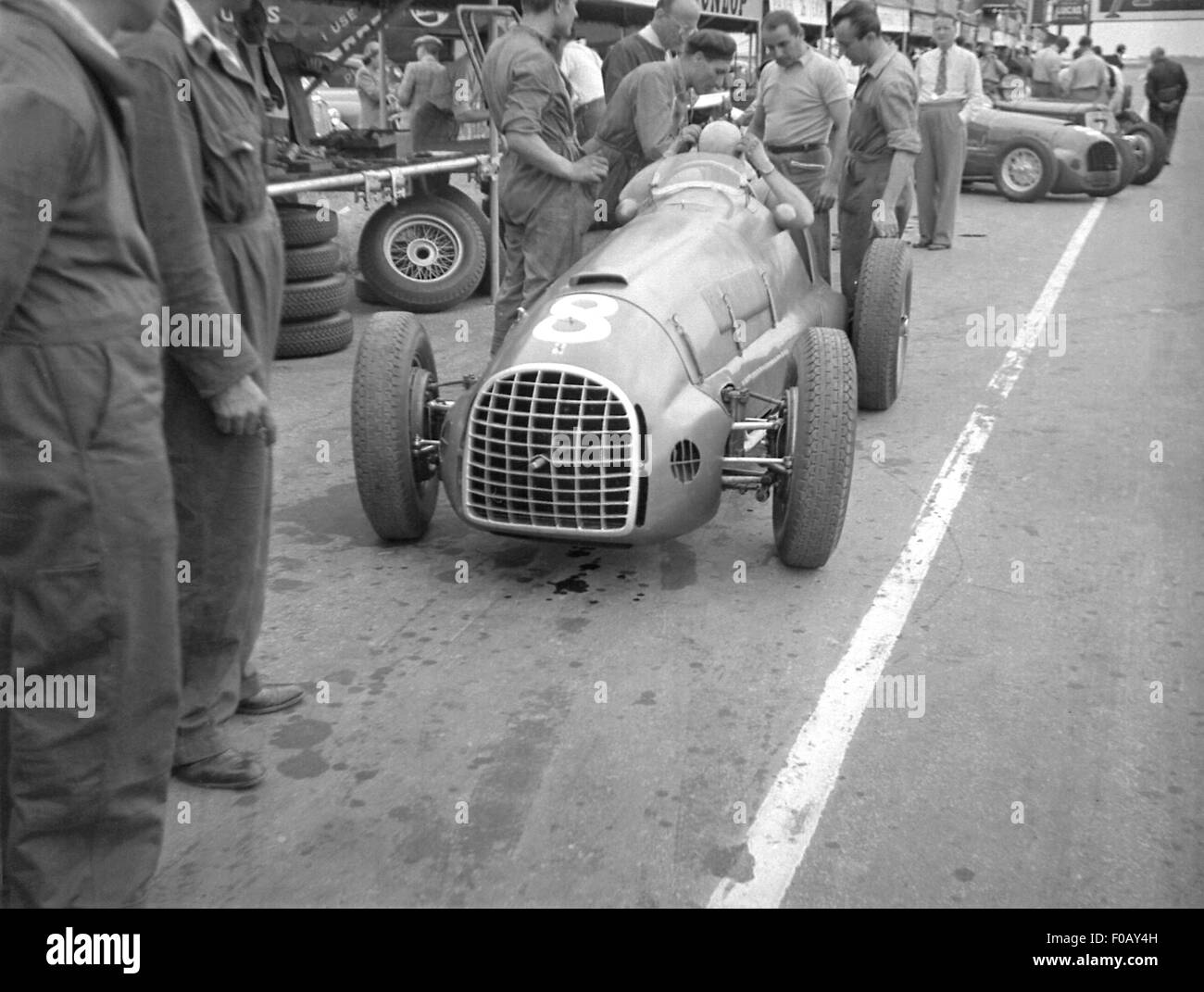 Alberto Ascari dans sa Ferrari 1949 Banque D'Images