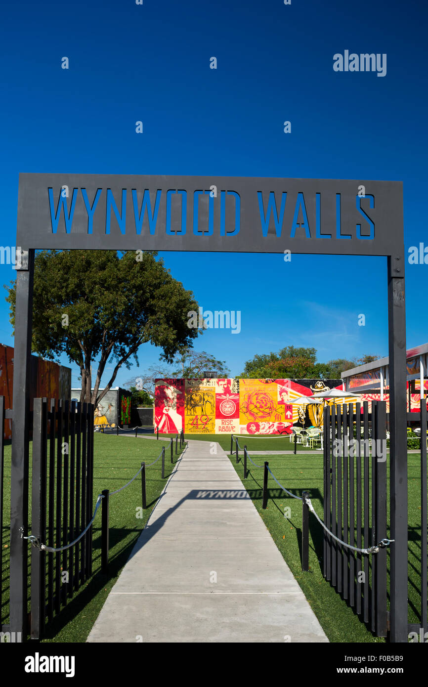 Panneau d'entrée MURS WYNWOOD ART CENTRE RUE WYNWOOD MIAMI FLORIDA USA Banque D'Images