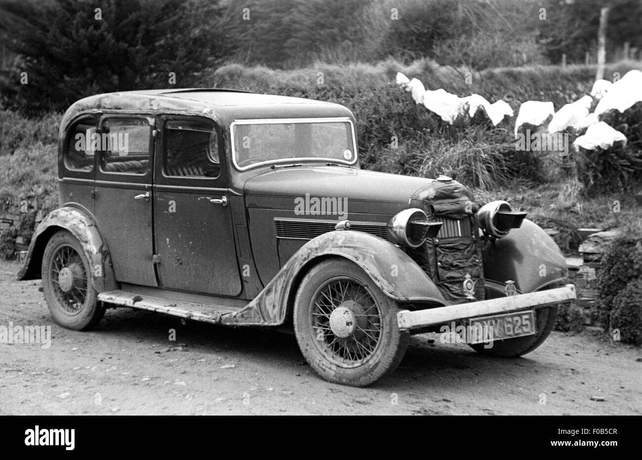 Un salon de voiture vintage dans les années 1940 Banque D'Images