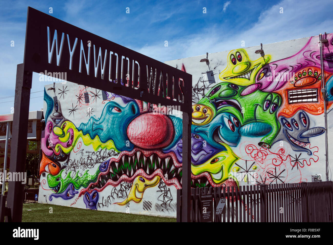 Panneau d'entrée MURS WYNWOOD ART CENTRE RUE WYNWOOD MIAMI FLORIDA USA Banque D'Images