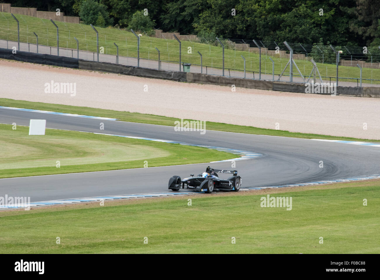 Formule E Electric Voitures de course à Donington Essais Raceway Leicestershire Royaume-Uni Août 2015 Banque D'Images