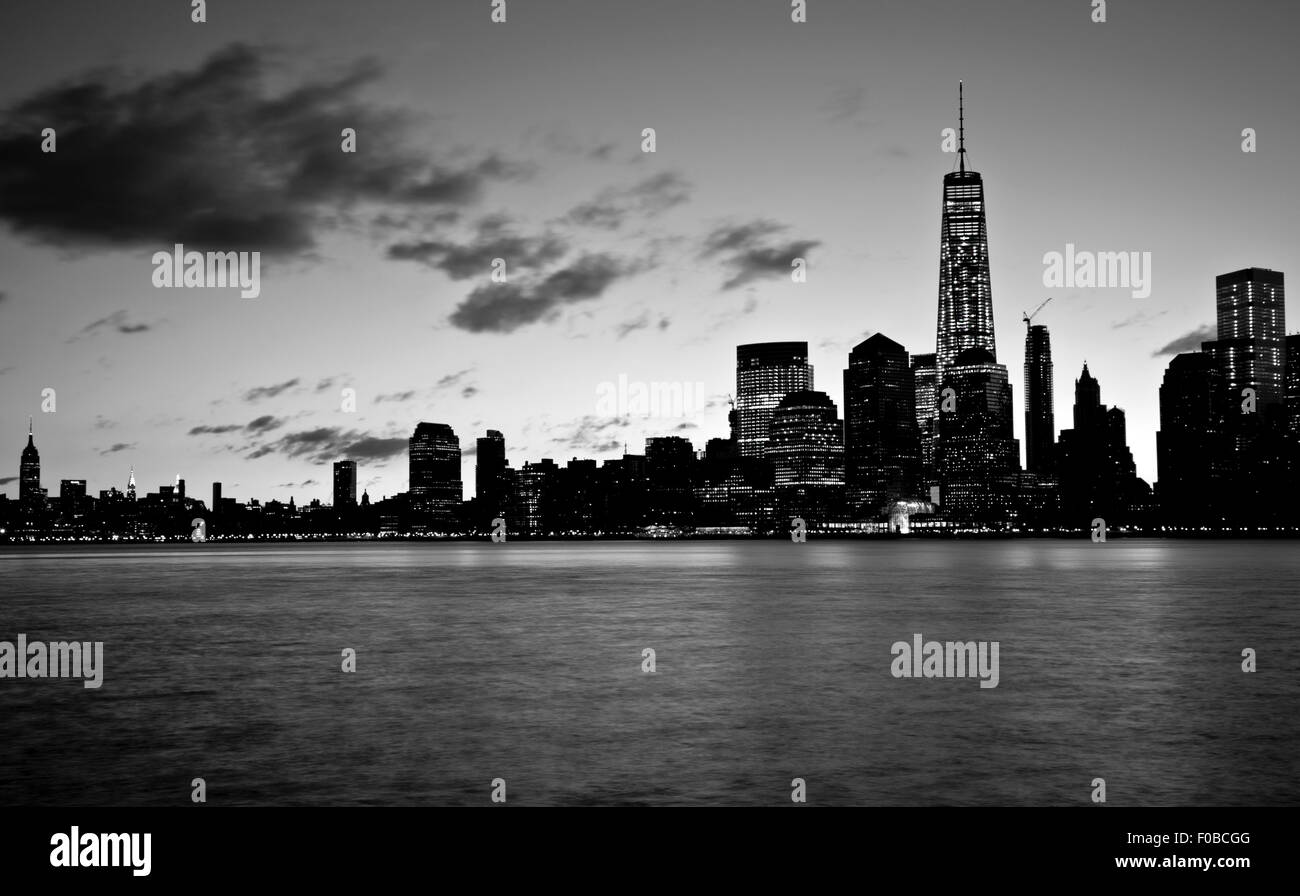 Lower Manhattan à New York à l'aube Banque D'Images