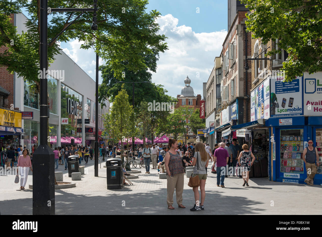 High Street, Hounslow, Hounslow, London, Greater London, Angleterre, Royaume-Uni Banque D'Images