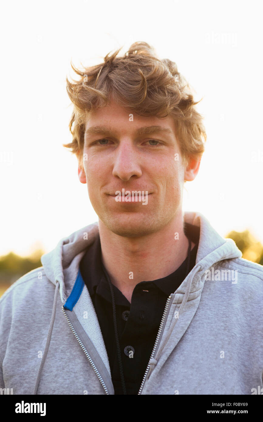 Portrait of young soccer player wearing Hooded Jacket extérieur Banque D'Images