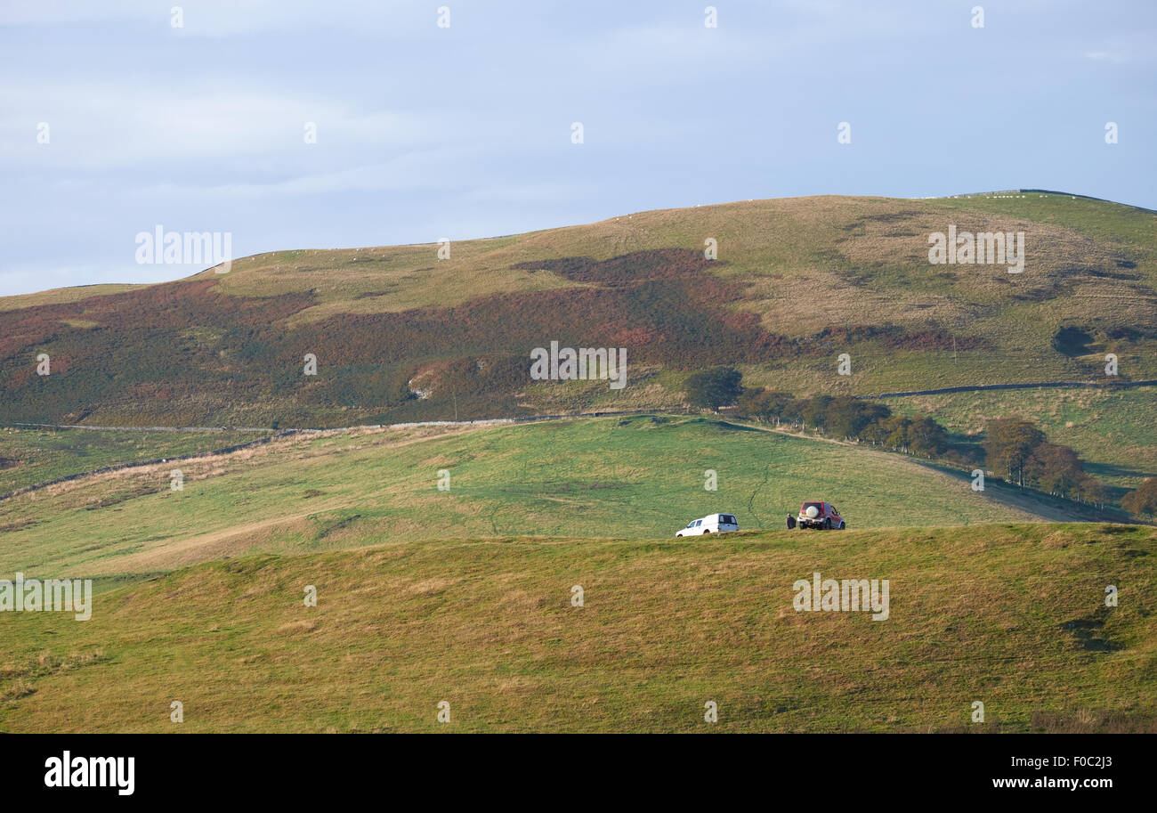 Les propriétaires fonciers et les 4x4, off road transport dans la campagne anglaise. Banque D'Images