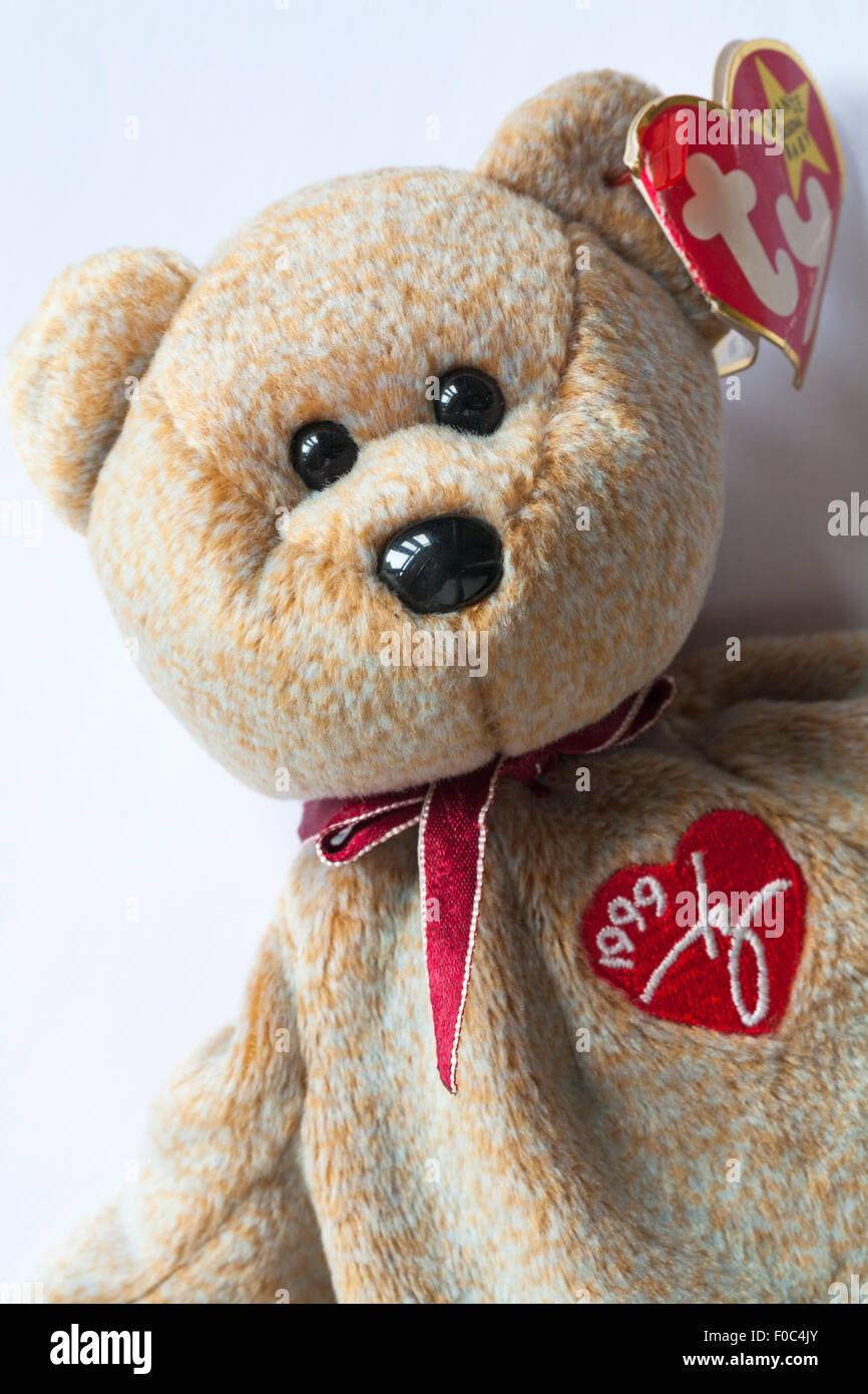 Ty beanie babies teddy bear Banque de photographies et d'images à haute  résolution - Alamy