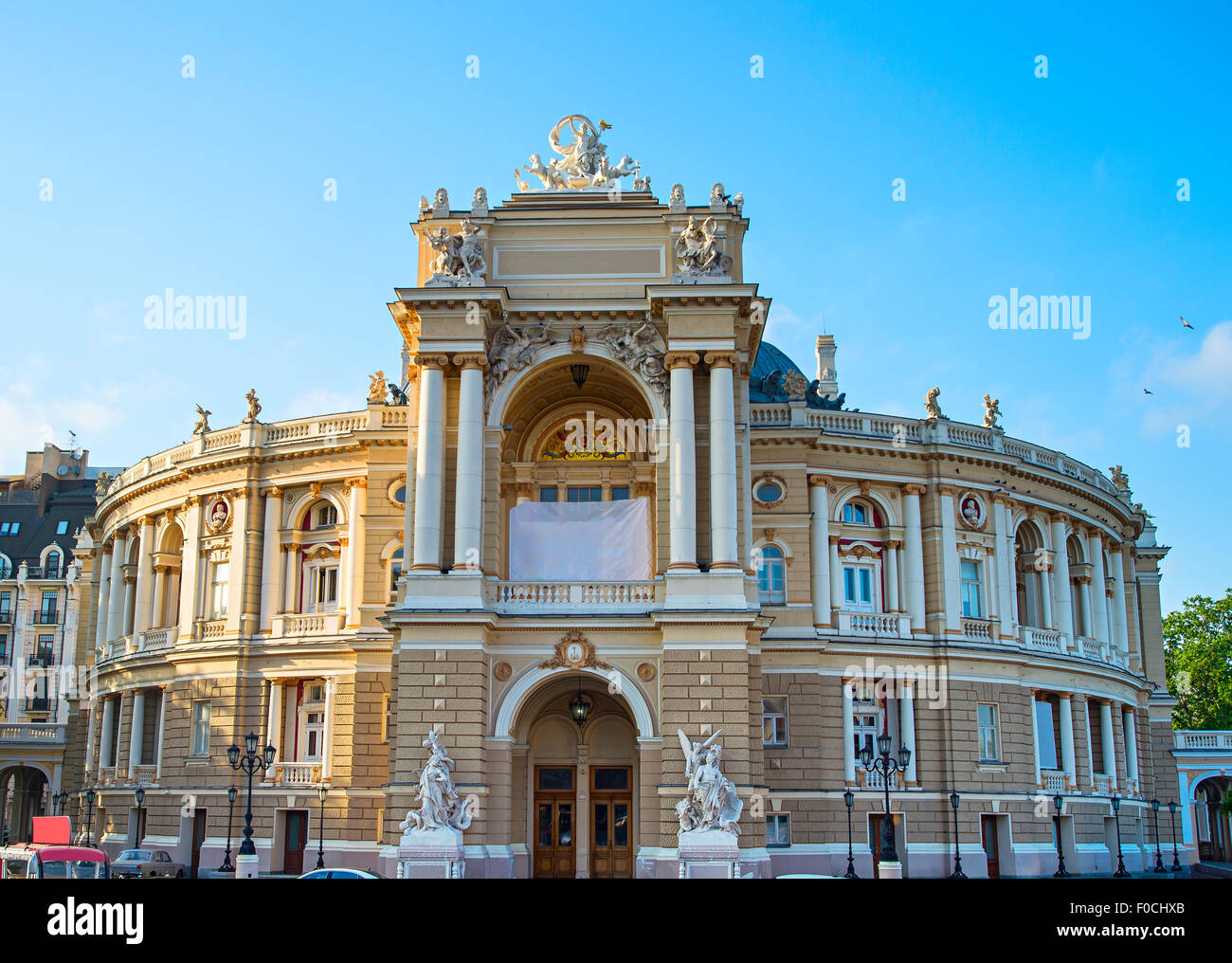 L'Odessa National Academic Theatre of Opera and Ballet est le plus ancien théâtre à Odessa, Ukraine. Le théâtre et l'Potemkin Banque D'Images