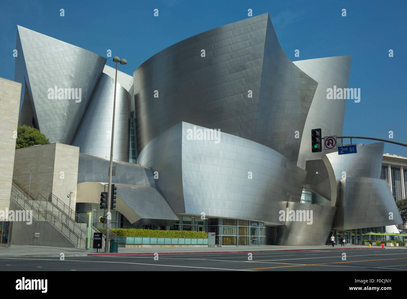WALT DISNEY CONCERT HALL (©2003 Frank Gehry) CENTRE-VILLE DE LOS ANGELES CALIFORNIA USA Banque D'Images