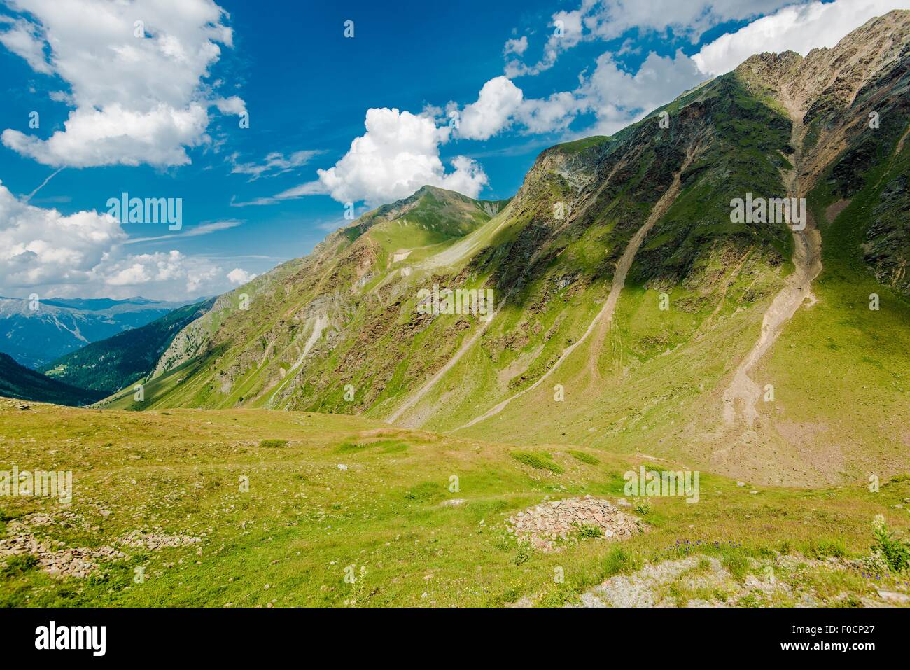 Paysage des Alpes suisses. Paysage alpin d'été en Suisse, l'Europe. Banque D'Images