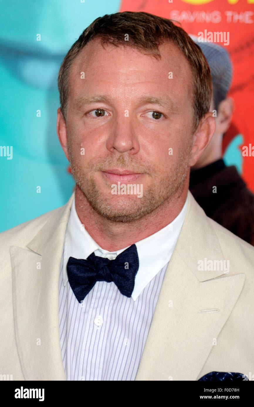 Guy Ritchie assister à la 'l'homme de l'U.N.C.L.E.' première au Ziegfeld Theatre le 10 août 2015 à New York City/photo alliance Banque D'Images