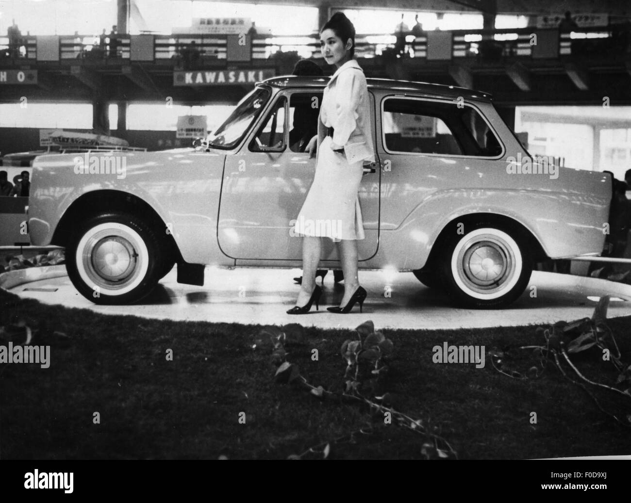 Transport / transport, voitures, variantes de véhicule, 'Toyota Publica', sur exposition, Tokyo, Japon, 1961, droits additionnels-Clearences-non disponible Banque D'Images