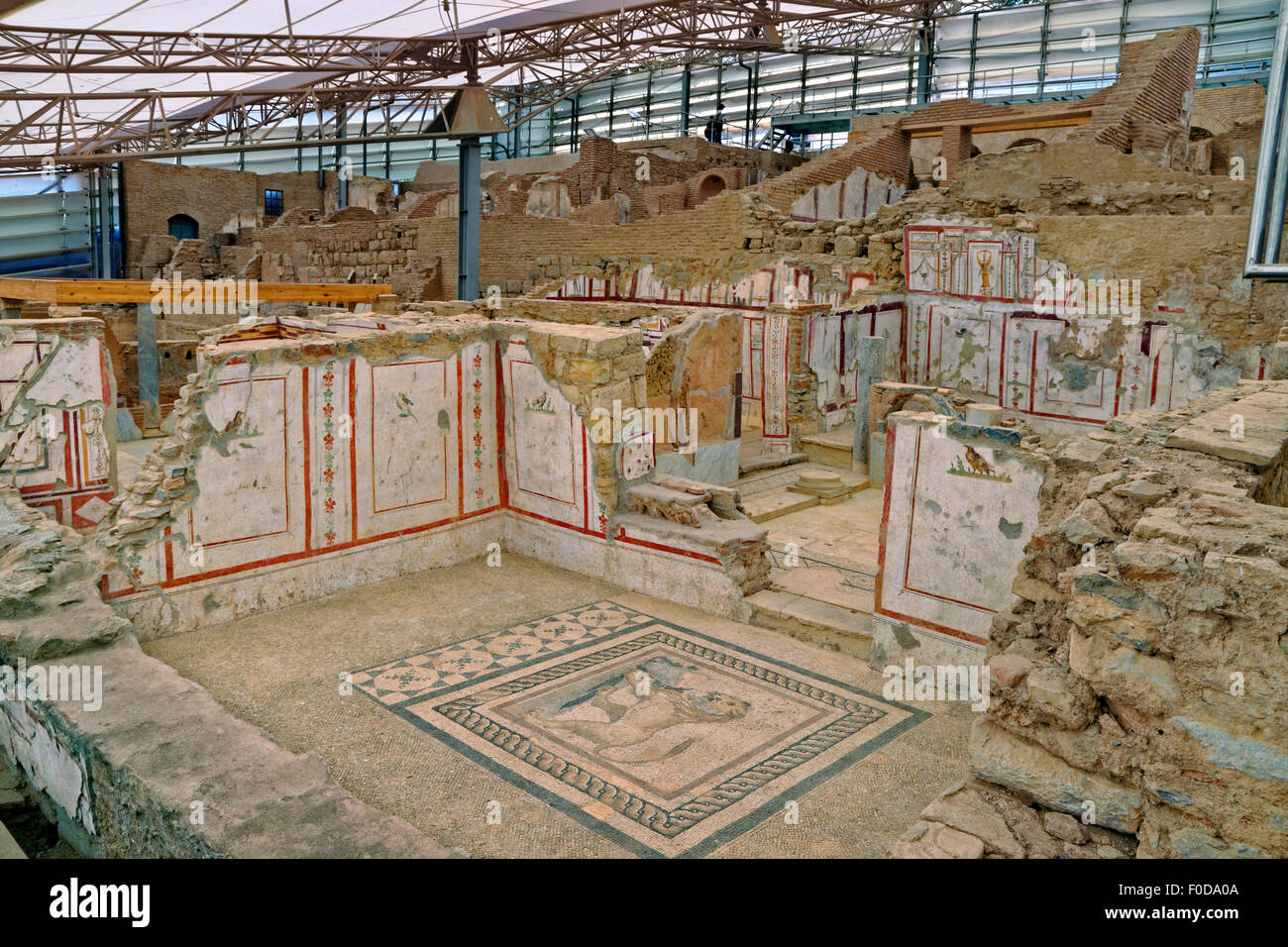 L'intérieur de la maison pour 'couvert' site archéologique de l'ancien grec/Empire romain ville d'Ephèse, Selcuk, Turquie. Banque D'Images L'intérieur de la maison pour 'couvert' site archéologique de l'ancien grec/Empire romain ville d'Ephèse, Selcuk, Turquie. Banque D'Images