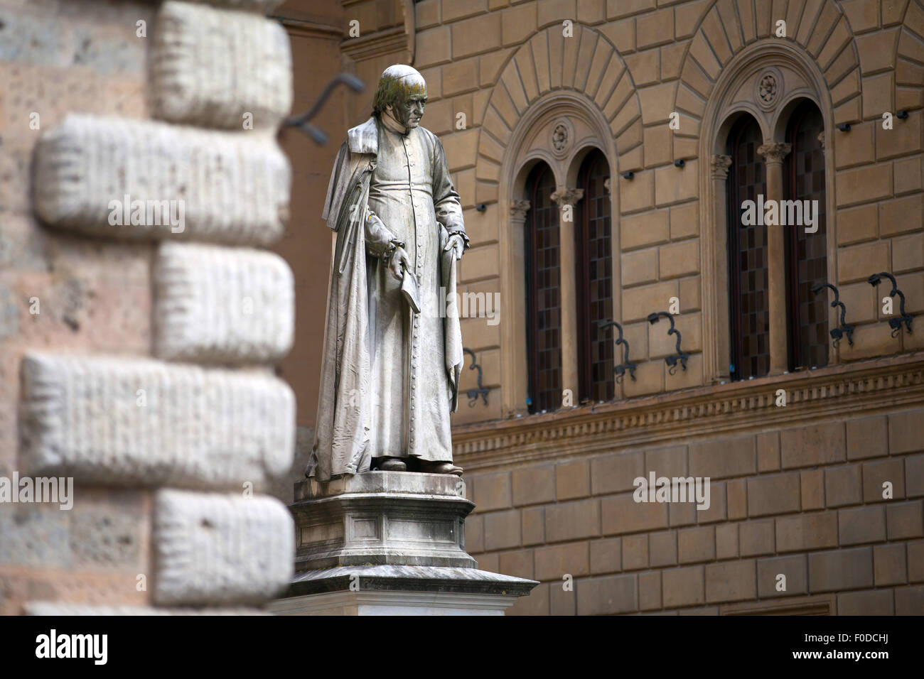 Sallustio Bandini statue sur la Piazza Salimbeni. Sienne, Toscane Banque D'Images