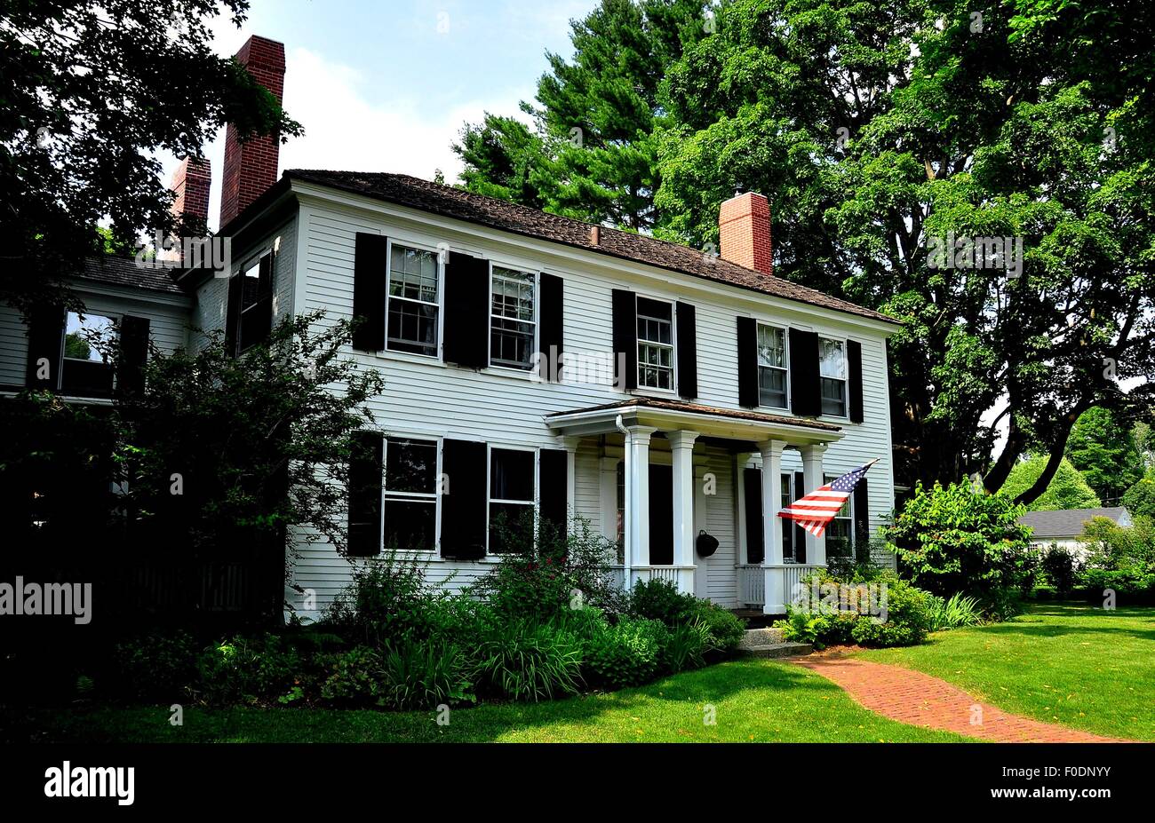 Lexington, Massachusetts : 18e siècle demeure seigneuriale en face du village vert * Banque D'Images