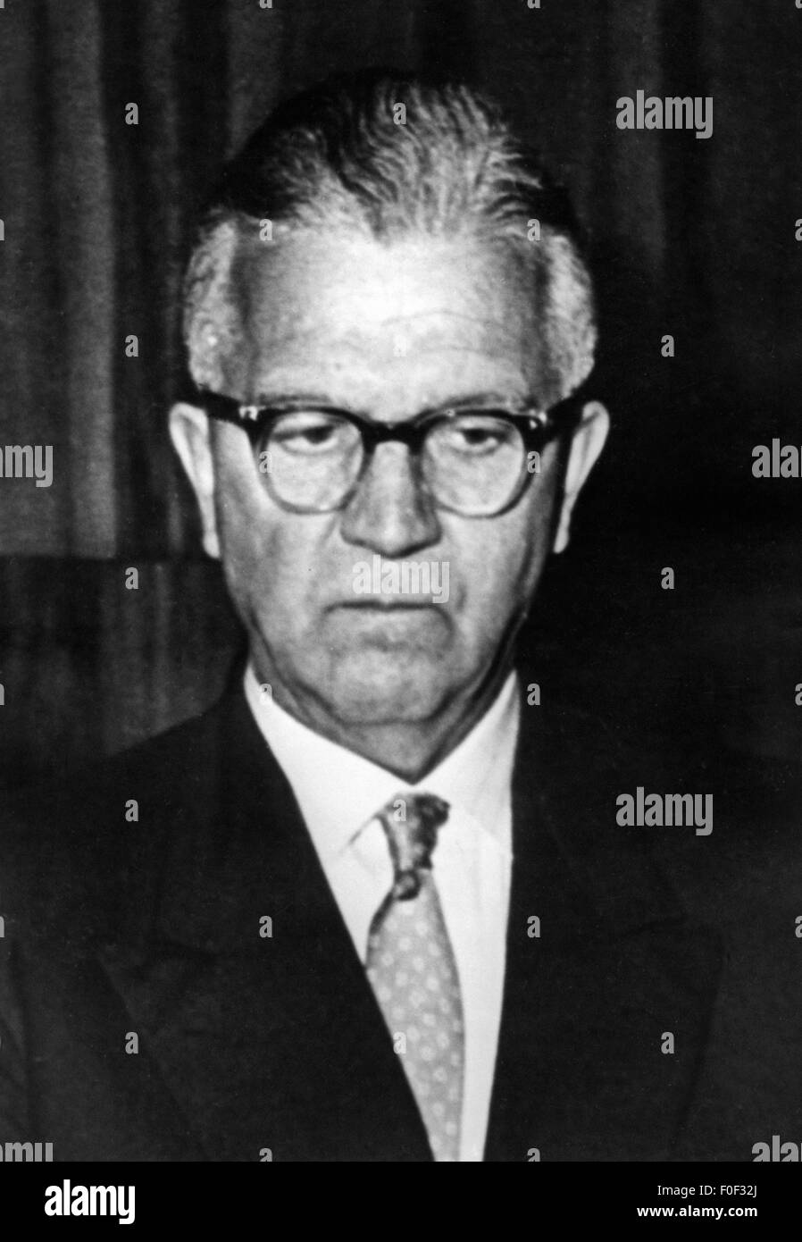 Lippert, Michael Hans, 24.7.1897 - 1.9.1969, responsable SS allemand, portrait, pendant le procès de Roehm, Munich, mai 1957, Banque D'Images