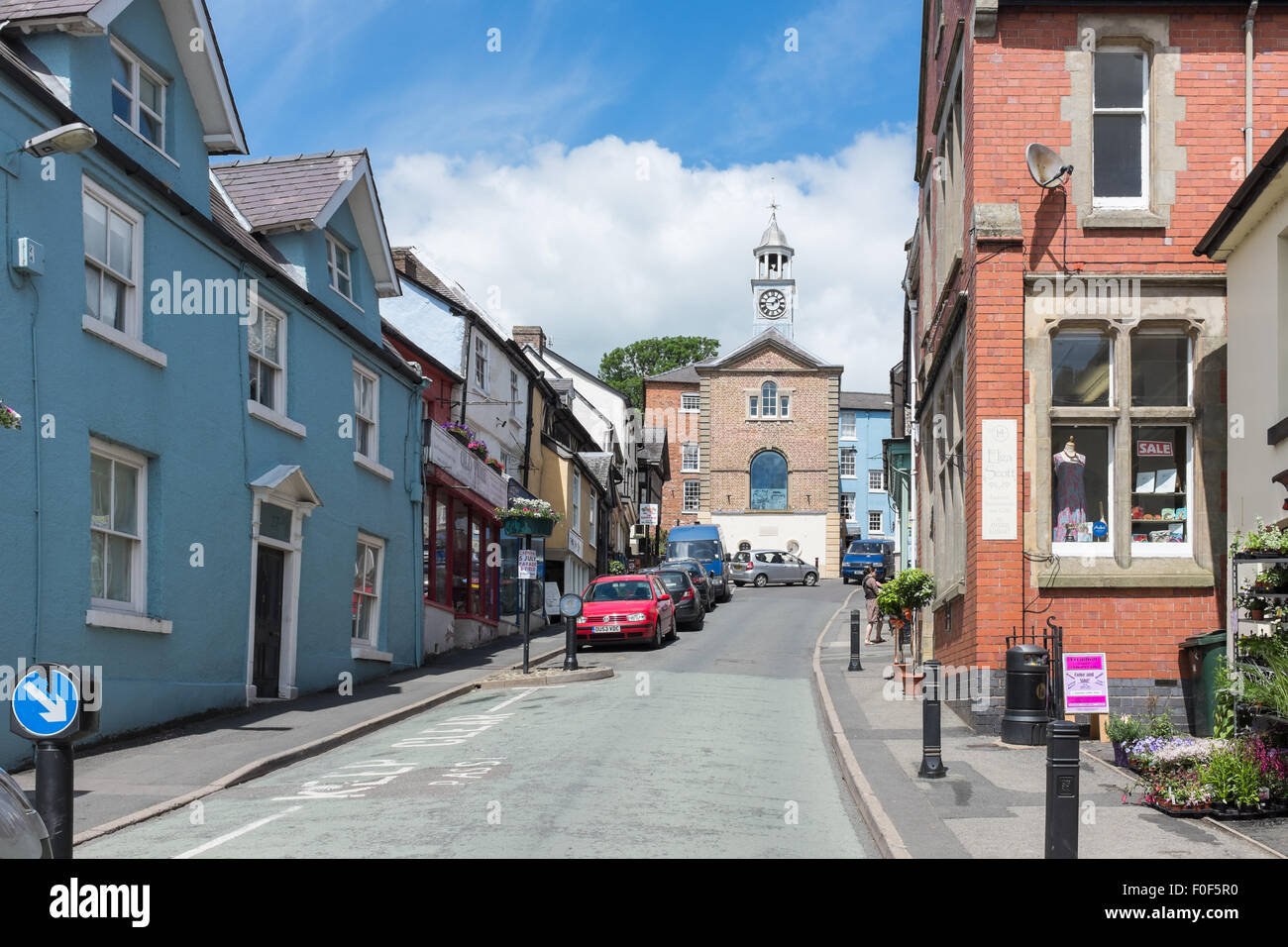 Visualiser jusqu'High Street, dans le Shropshire, Château de l'Évêque Banque D'Images