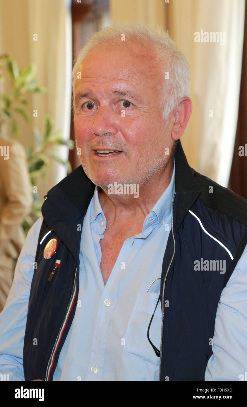 Patrick Tambay lors d'une réception d'une Formule 1 Exposition photo à l'hôtel de ville. L'ancien pilote de Formule 1 est souffrant de la maladie de Parkinson. Avec : Patrick Tambay Où : Graz, Autriche Quand : 12 Oct 2015 Banque D'Images