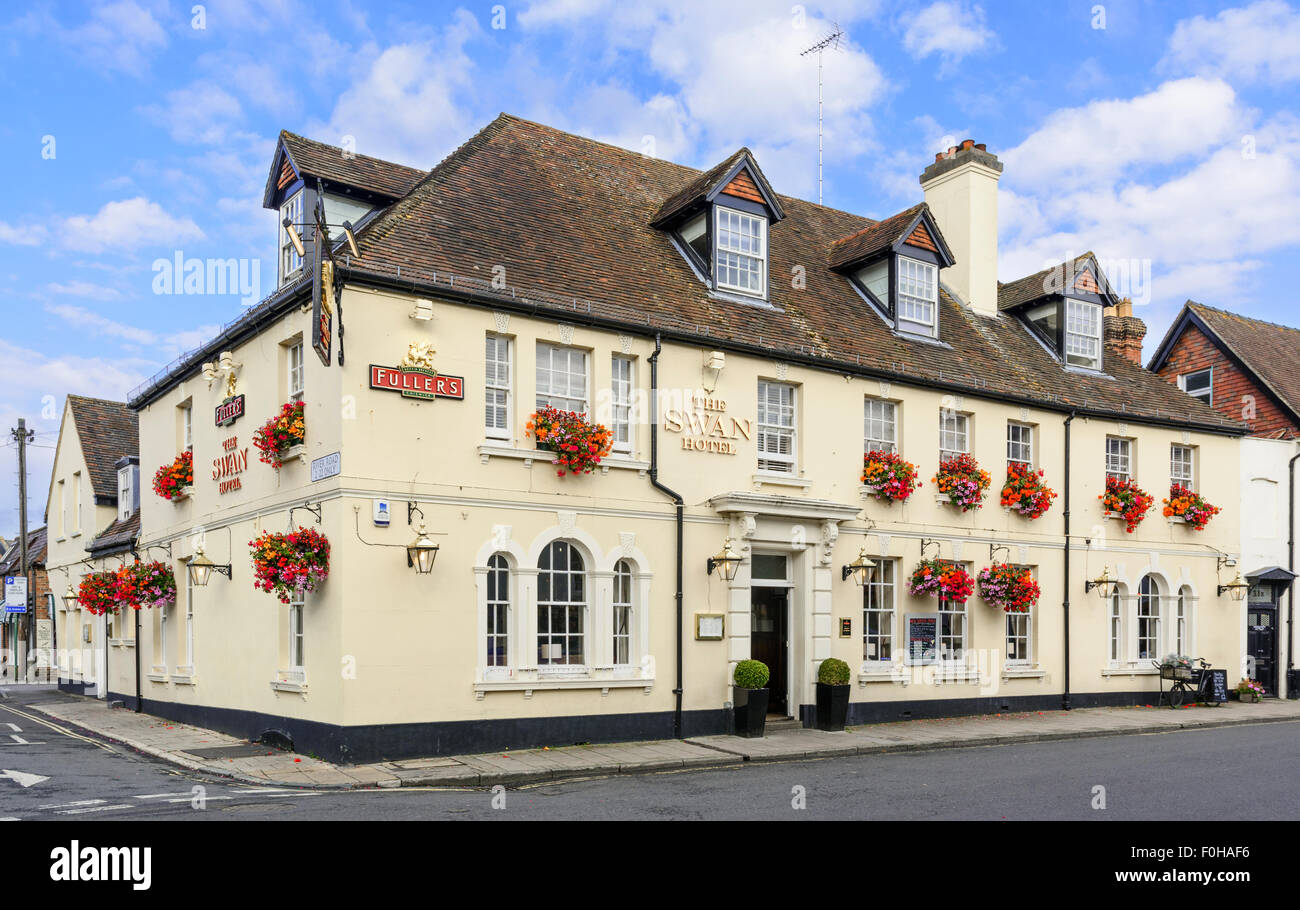 The Swan Hotel, pub & restaurant, maison publique de Fuller, à Arundel, West Sussex, Angleterre, Royaume-Uni. Banque D'Images