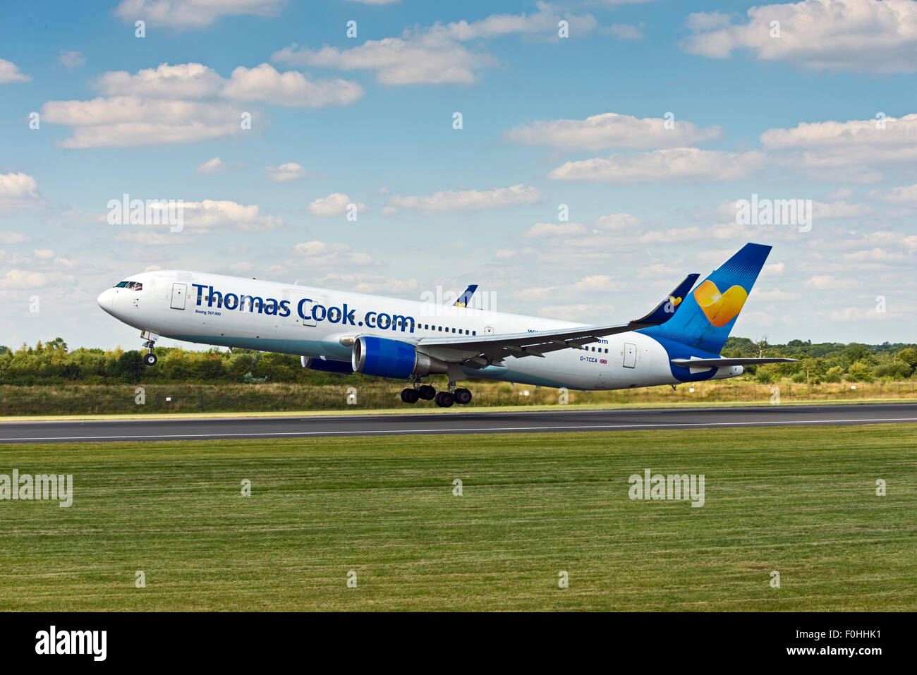 Boeing 767 G-TCCA Condor Flugdienst départ de l'aéroport de Manchester uk enhgland Banque D'Images