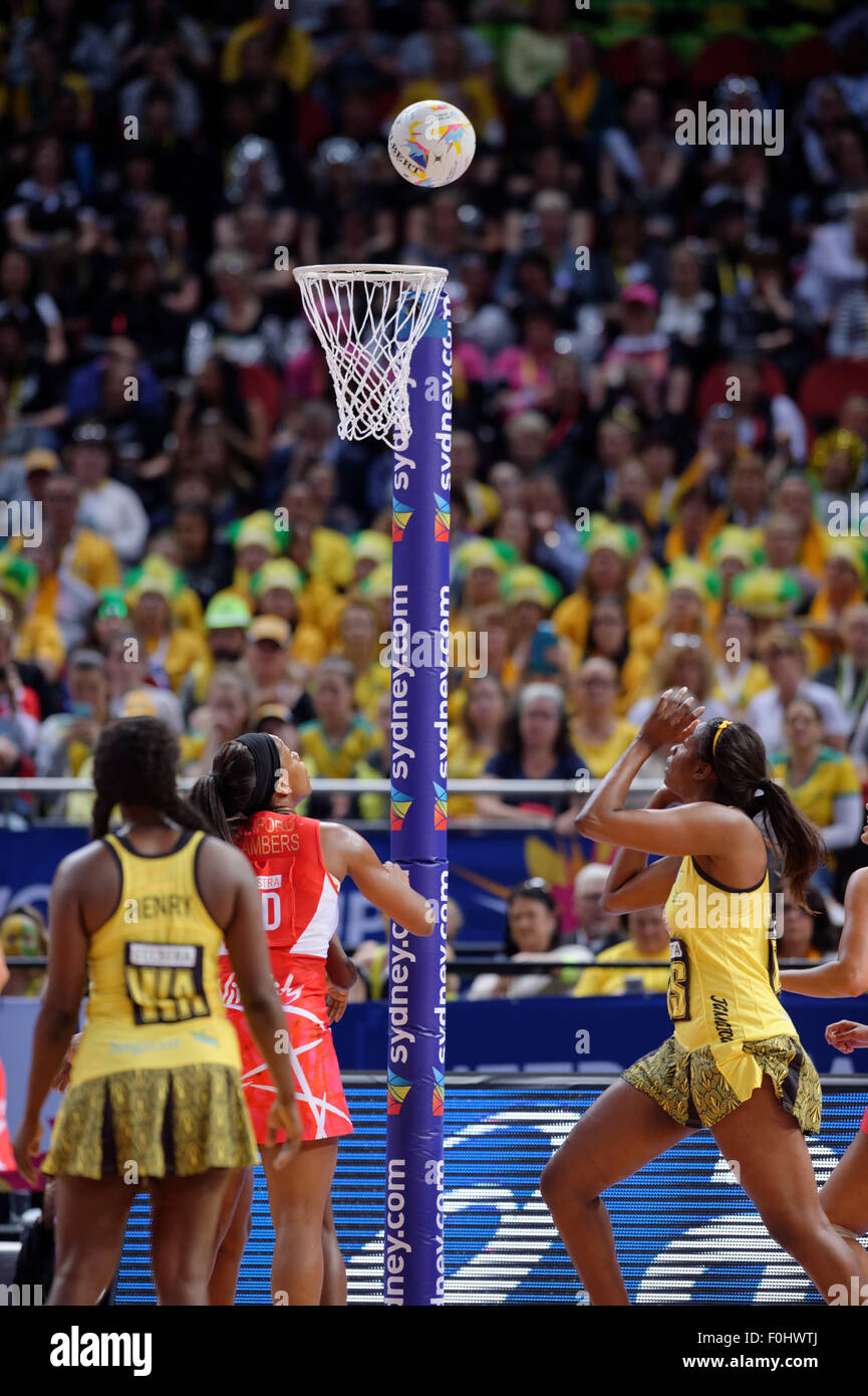 Sydney, Australie. 16 août, 2015. L'Angleterre remporte la médaille de bronze avec une victoire 66-44 sur la Jamaican Sunshine Girls Crédit : MediaServicesAP/Alamy Live News Banque D'Images