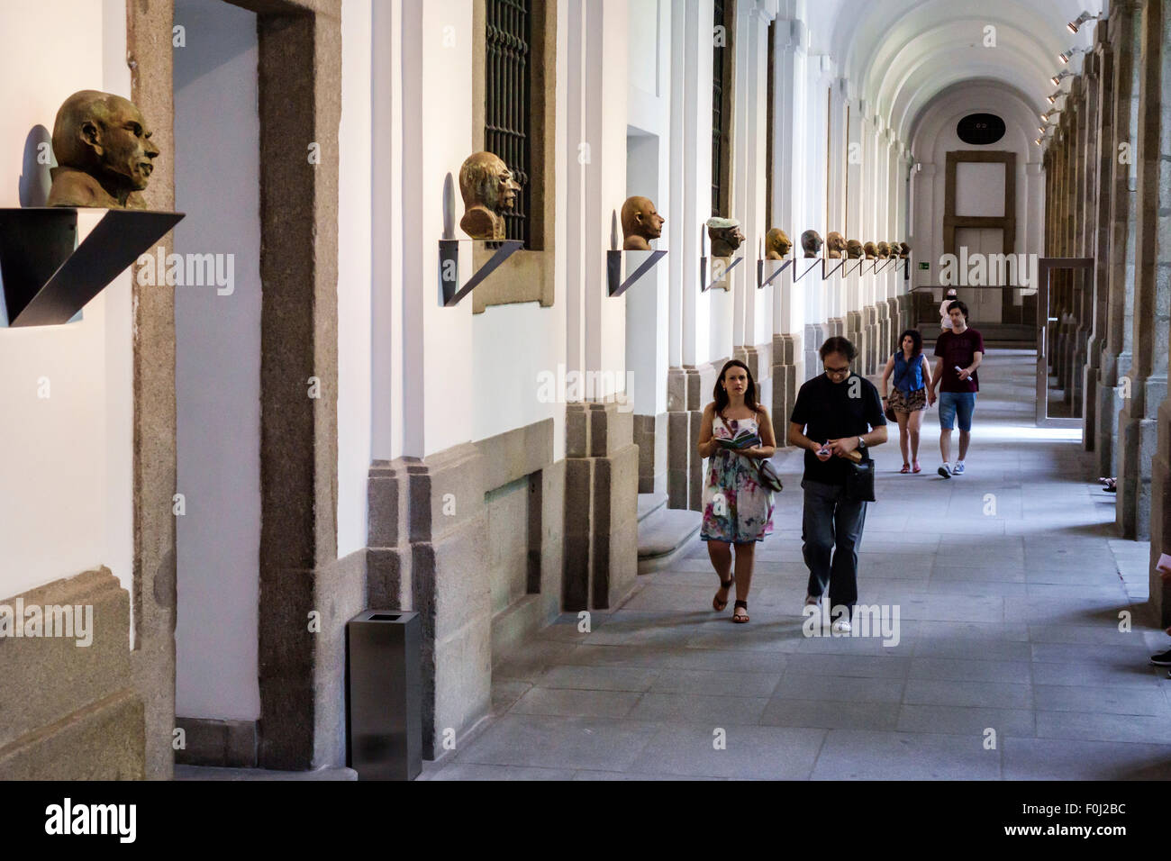 Madrid Espagne,Hispanic Centro,Atocha,Calle de Santa Isabel,Museo Nacional Centro de Arte Reina Sofia,intérieur,galerie,art,musée,hall,couloir,co Banque D'Images