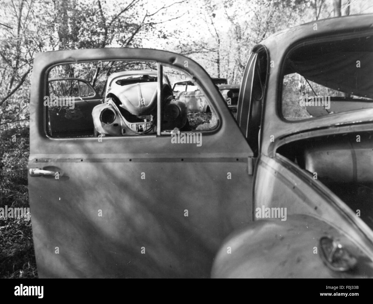 Environnement, épaves de voitures sur chantier de ferraille illégale, Epfach, années 1960, droits additionnels-Clearences-non disponible Banque D'Images
