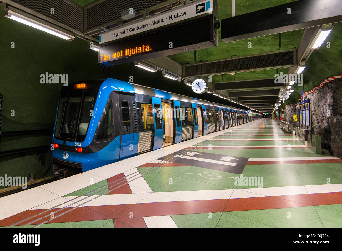 Métro, station Kungsträdgården, Alfred autorails, Tunnelbana, Stockholm, Suède Banque D'Images