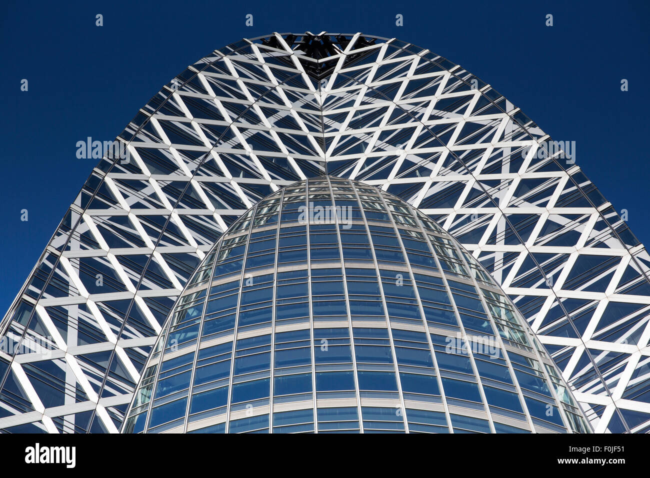 Tour Mode Gakuen Cocoon le 12 janvier 2013 à Tokyo. C'est l'un des plus reconnus de gratte-ciel dans le monde Banque D'Images