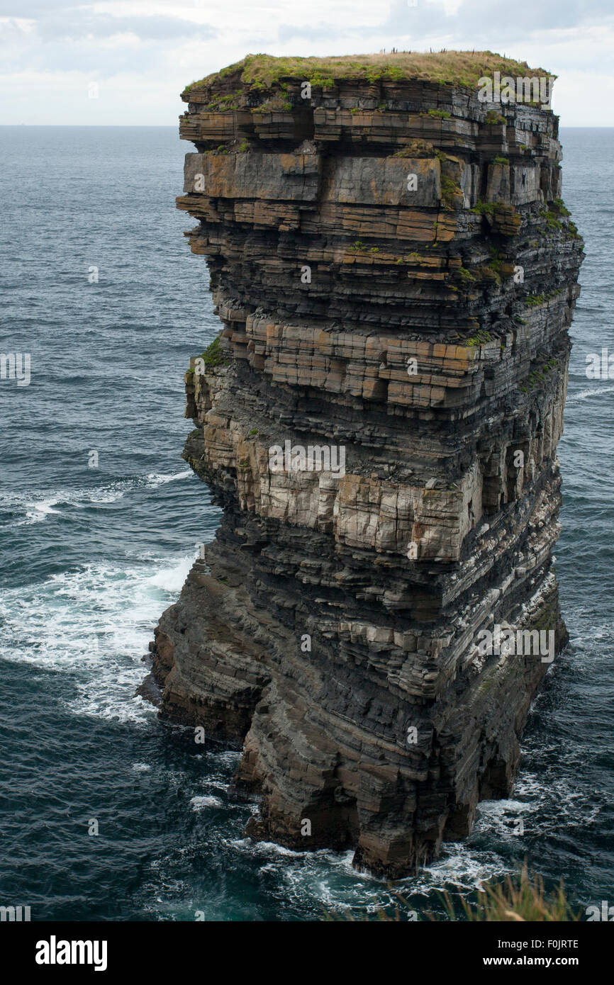 Dun Briste pile mer County Mayo Irlande Banque D'Images