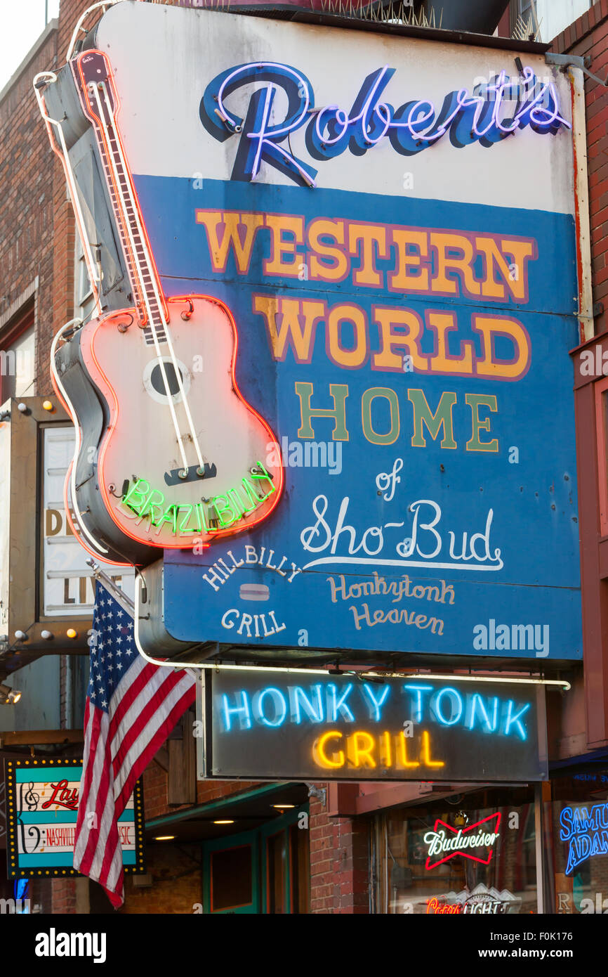 Robert's Monde occidental l'Honky Tonk Grill à Nashville, Tennessee. Banque D'Images