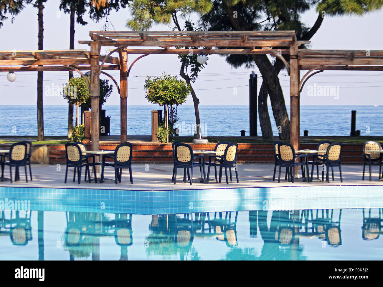 Hôtel de plein air au restaurant Mediterranean Resort Banque D'Images