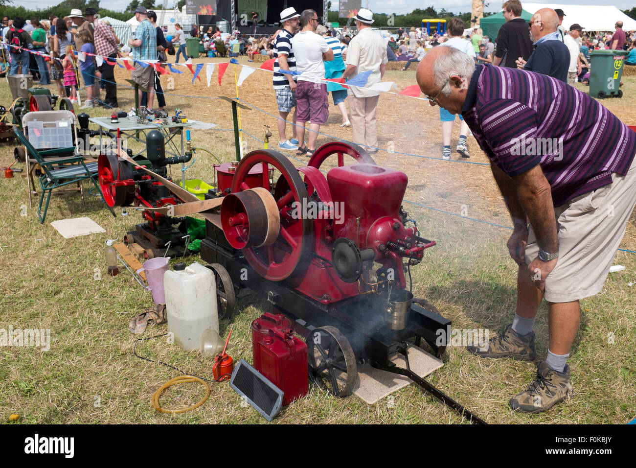 Amanco moteur stationnaire sur spectacle à l'île de Wight Festival de l'Ail Banque D'Images