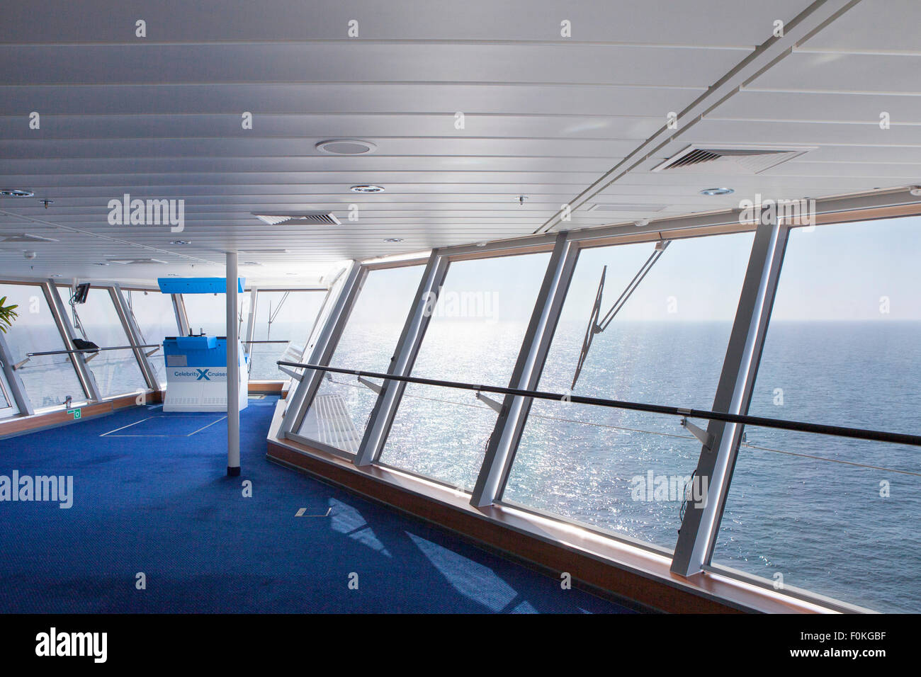 À l'intérieur d'un navire de croisière moderne bridge Navigation dans l'océan Le Celebrity Eclipse Banque D'Images