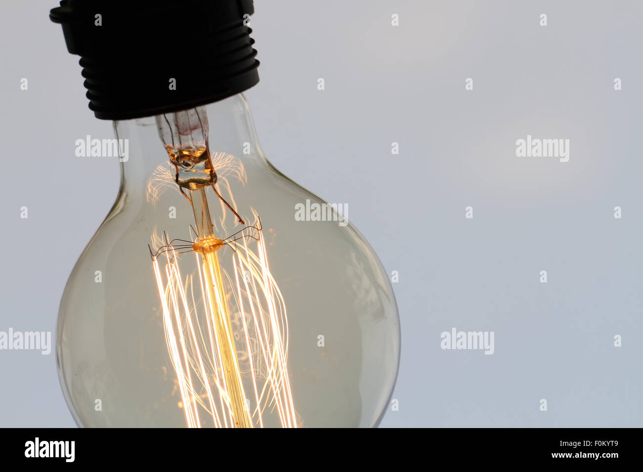 Lampe vintage avec copie espace comme concept créatif Banque D'Images