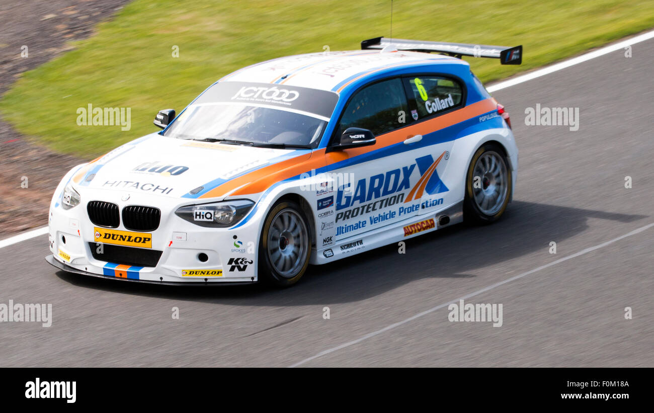 Rob Collard à druides dans son équipe JCT600 avec GardX BMW 125i M Sport Oulton Park BTCC Banque D'Images