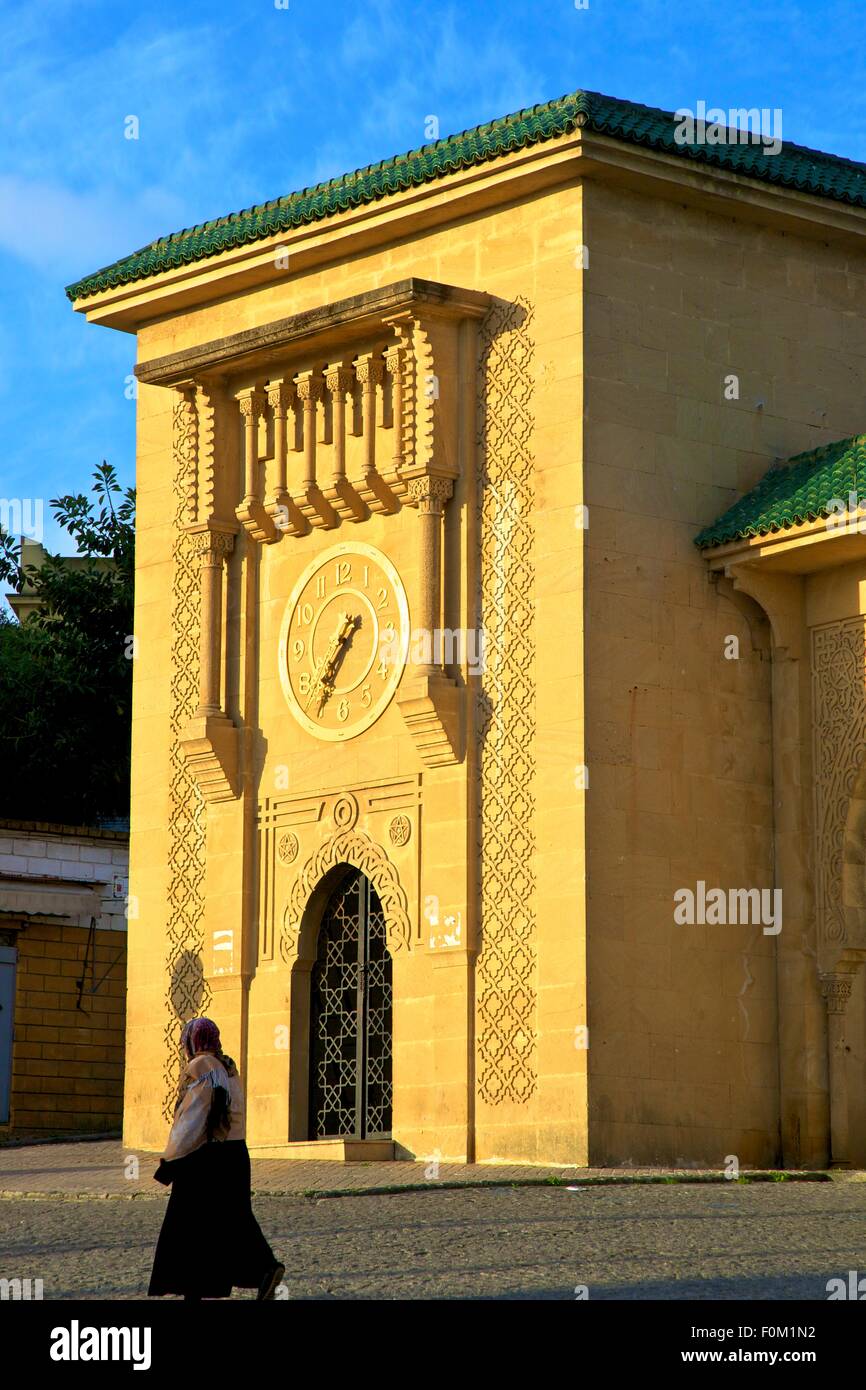 Tour de l'horloge à Grand Socco, Tanger, Maroc, Afrique du Nord Banque D'Images