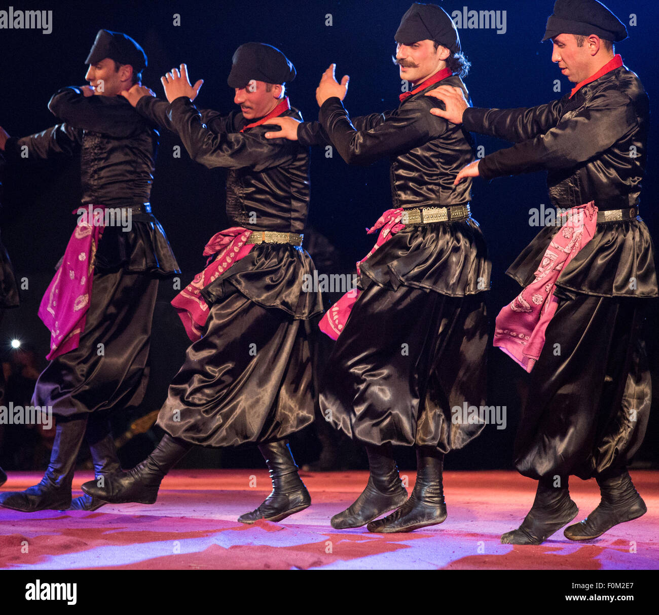 Ballet national de Géorgie à l'exécution de pyramides, Le Caire, Egypte Banque D'Images