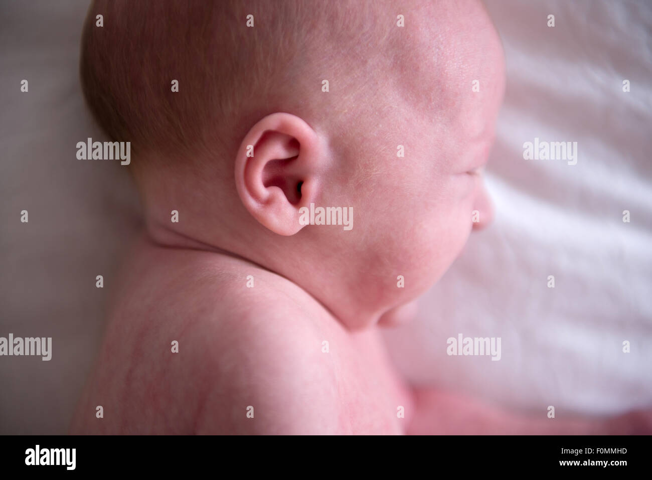 New Born Baby Boy ear Banque D'Images