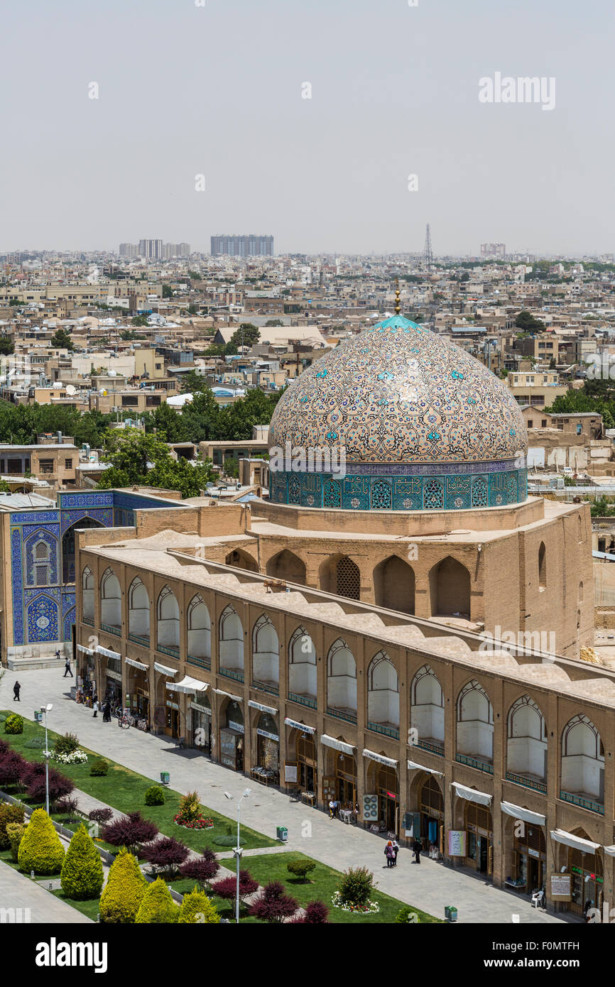 Vue de la mosquée de Sheikh Lutfallah, Isfahan, Iran Banque D'Images