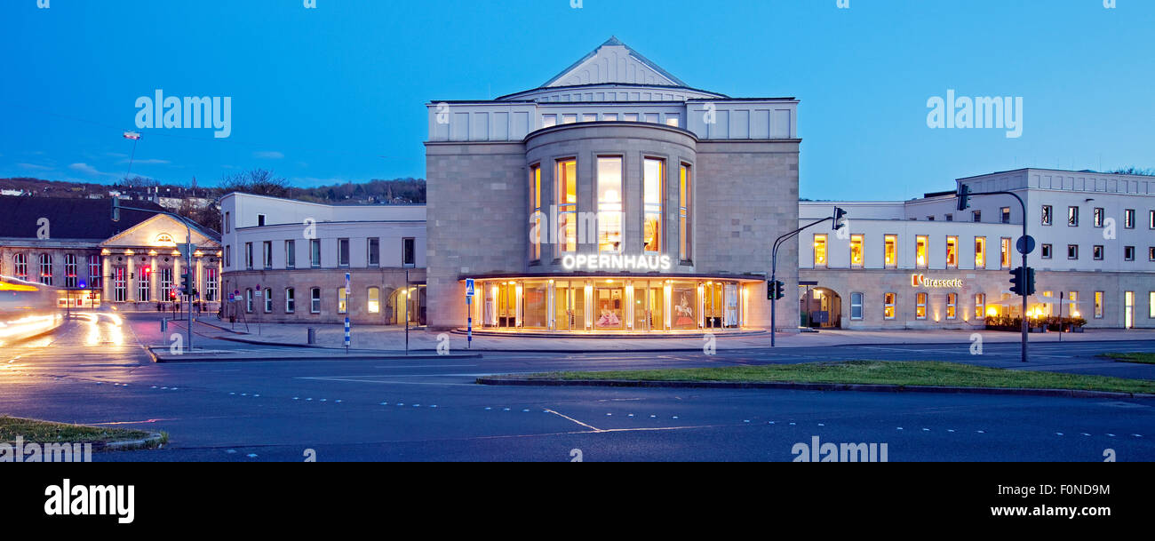 Opera House, Wuppertal, région du Bergisches Land, Rhénanie du Nord-Westphalie, Allemagne Banque D'Images