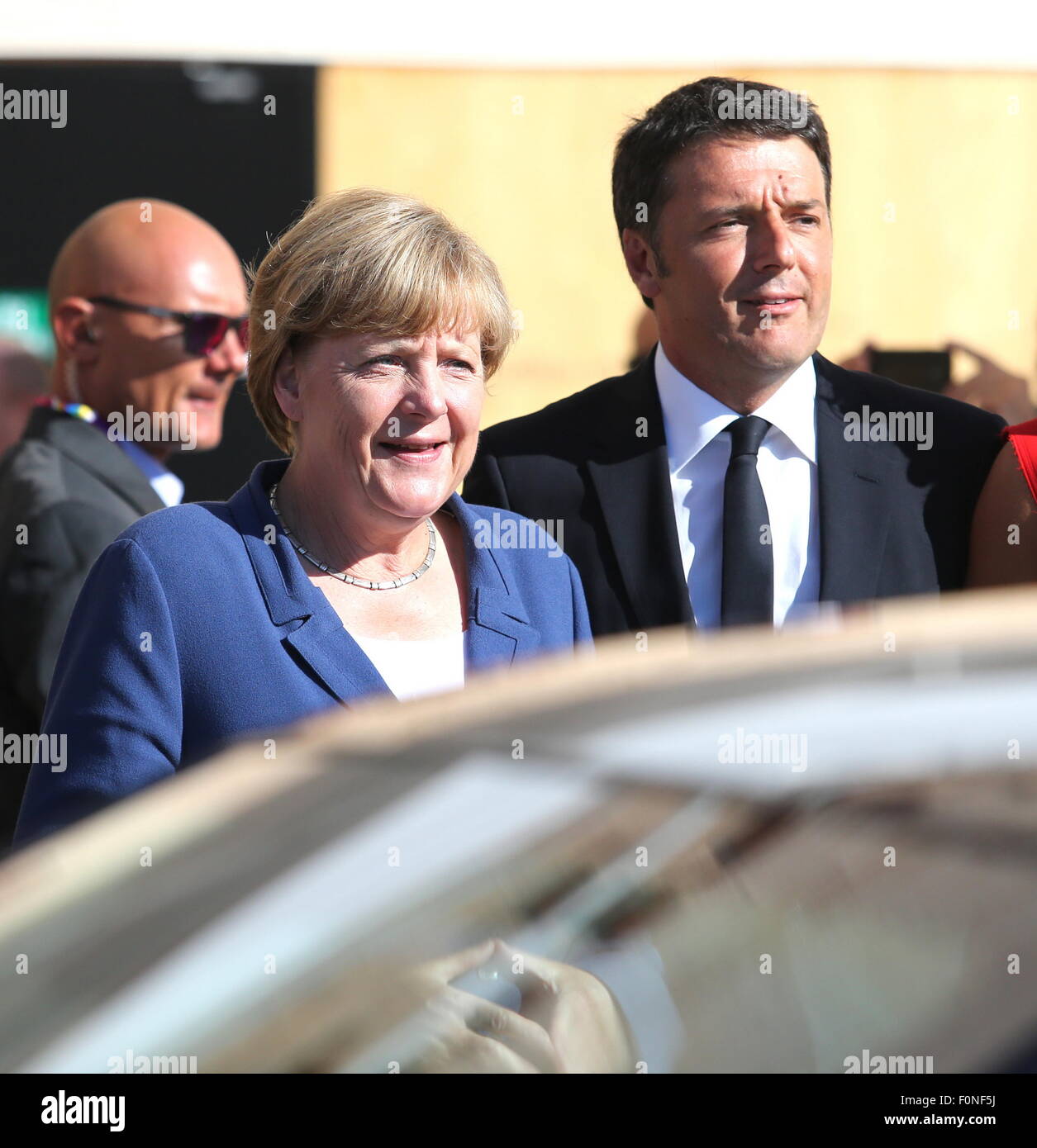 La chancelière allemande Angela Merkel avec le premier ministre Matteo Renzi . L'Expo 2015. Milan. L'Italie. 17/08/2015 Banque D'Images