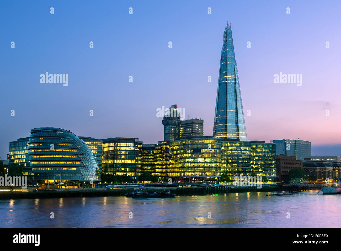 Londres, Shard London Bridge at Dusk Banque D'Images