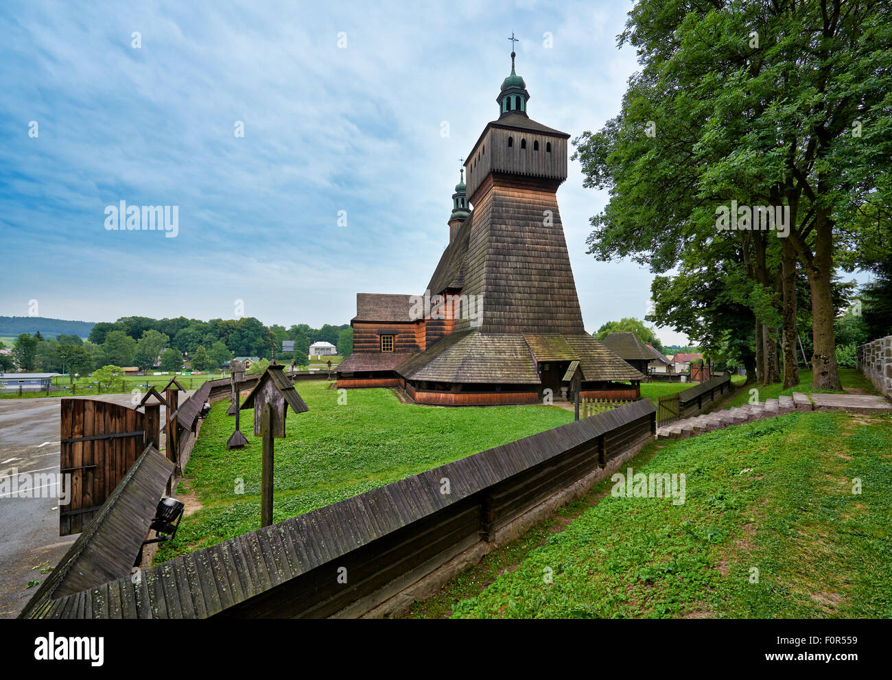 Église en bois de l'assomption de Sainte Marie et saint Michel Archange, de Haczow, Pologne Banque D'Images