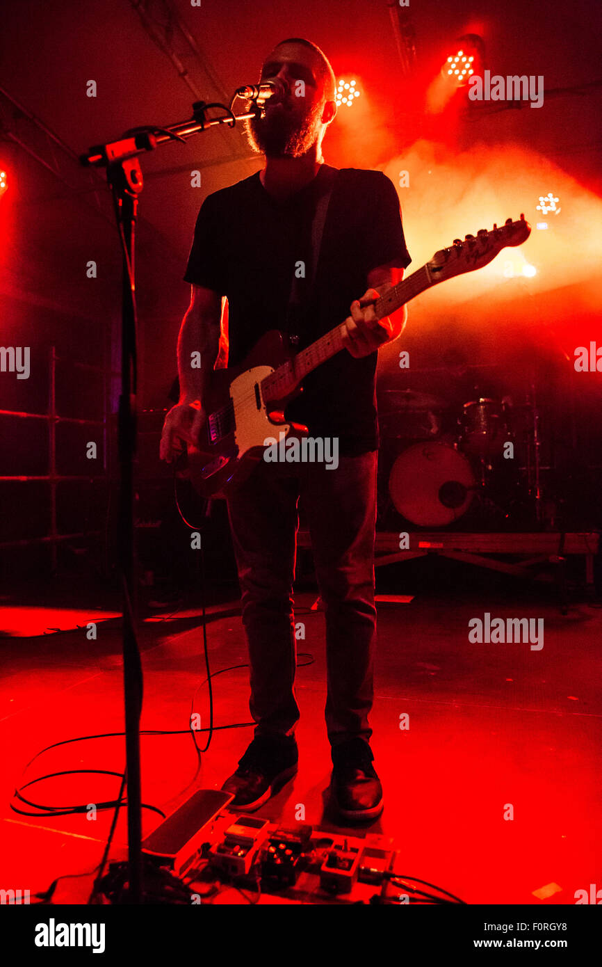 Milan, Italie. 19 août, 2015. L'American folk-rock sur scène orchestre de Manchester à Circolo Magnolia pour présenter leur nouvel album 'Hope' Credit : Rodolfo Sassano/Alamy Live News Banque D'Images