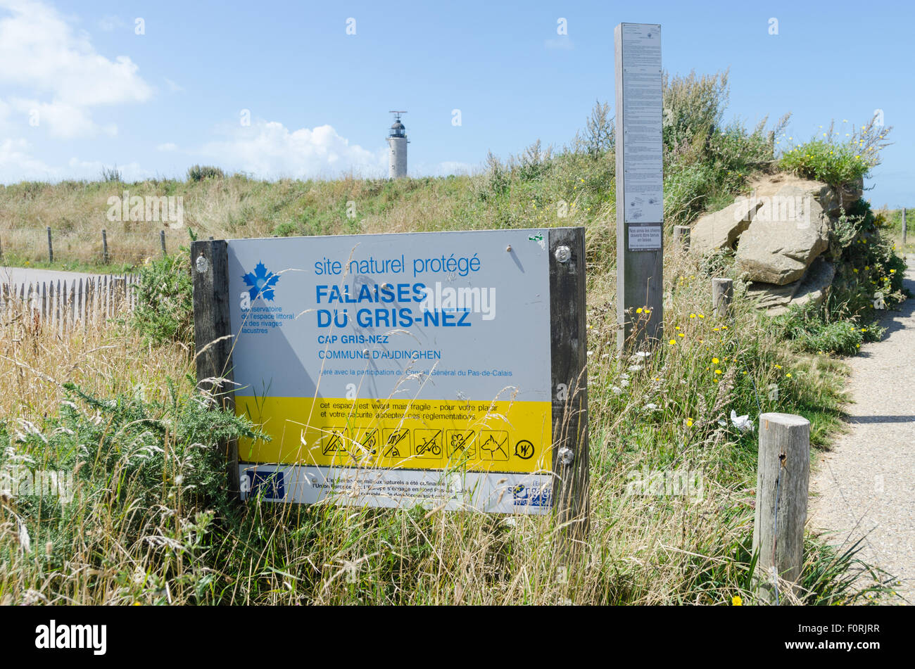 Signe en falaises du cap Gris-Nez, un site protégé en Normandie Banque D'Images