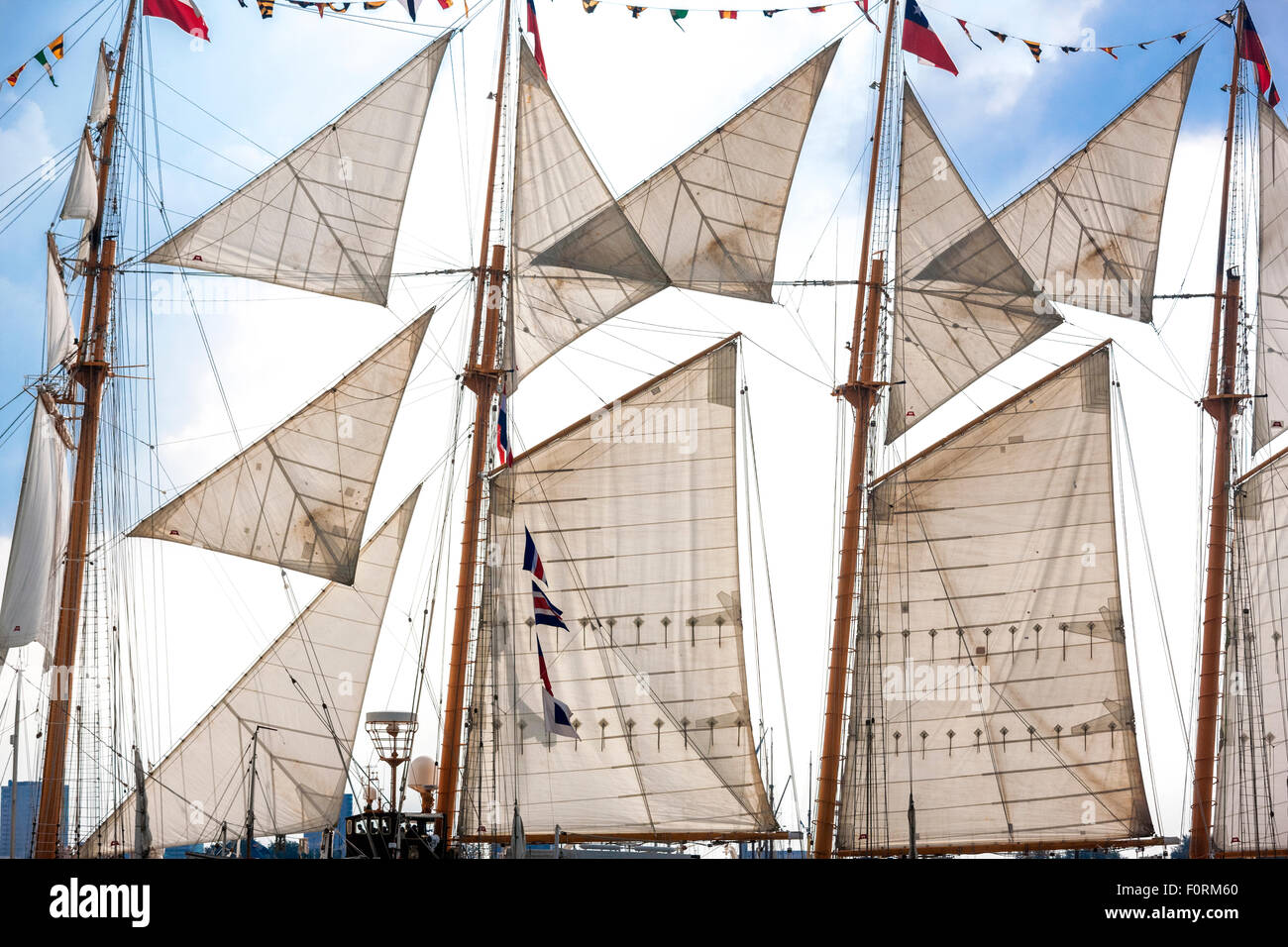 Le grand voilier Esmeralda du Chili, de l'Amsterdam Sail 2015 Banque D'Images