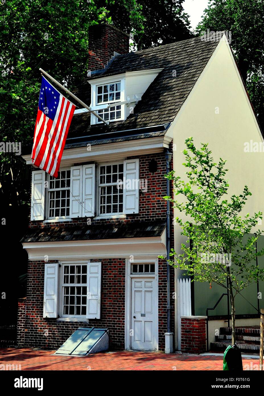 Philadelphia, PA : 1740 Betsy Ross House au 239, rue Arch où la légende dit qu'elle a vécu et conçu le premier drapeau américain Banque D'Images